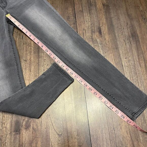 Old Navy Super Skinny Jeans - Picture 11 of 11